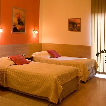Otel Krasickiego 24 3*
